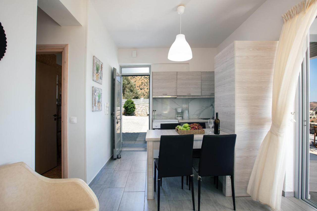 Evgoro Luxury Suites Agia Galini Extérieur photo