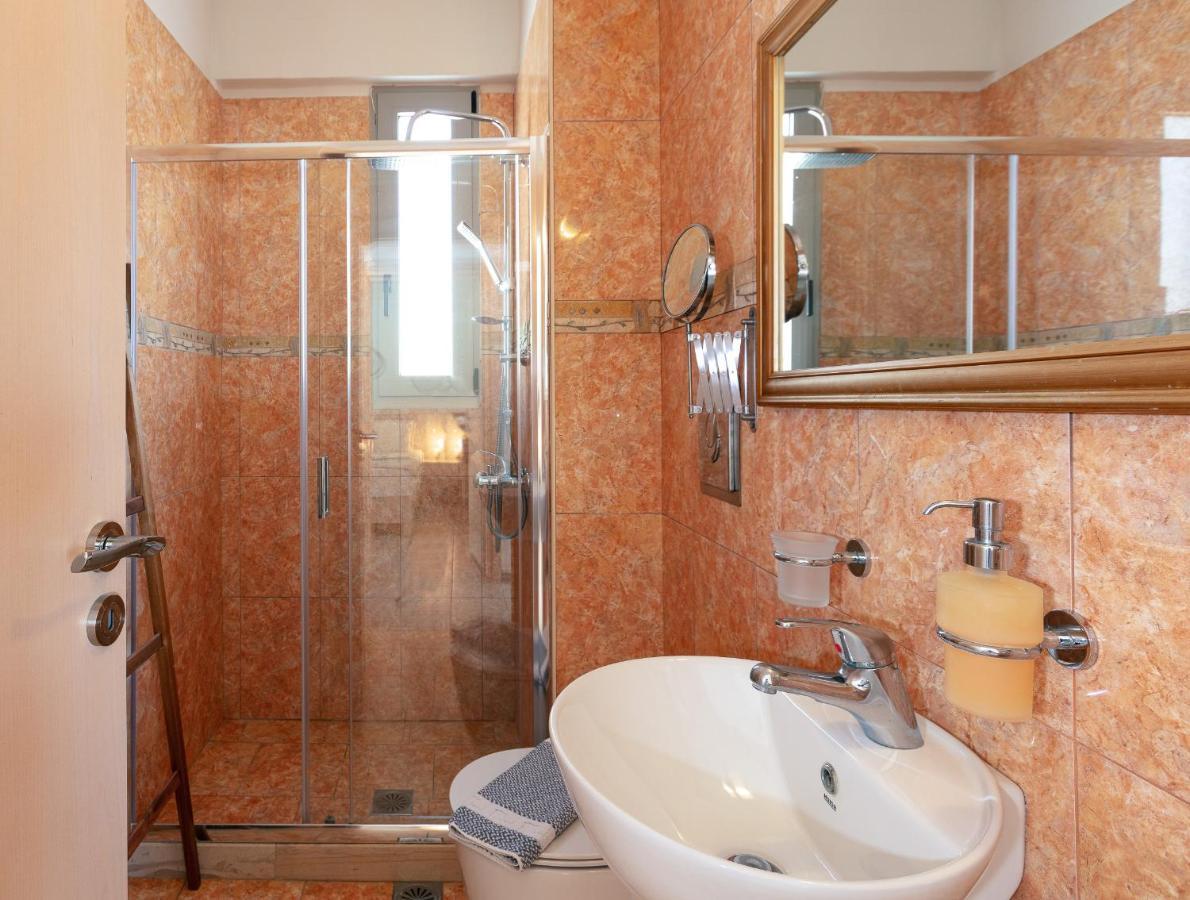 Evgoro Luxury Suites Agia Galini Extérieur photo